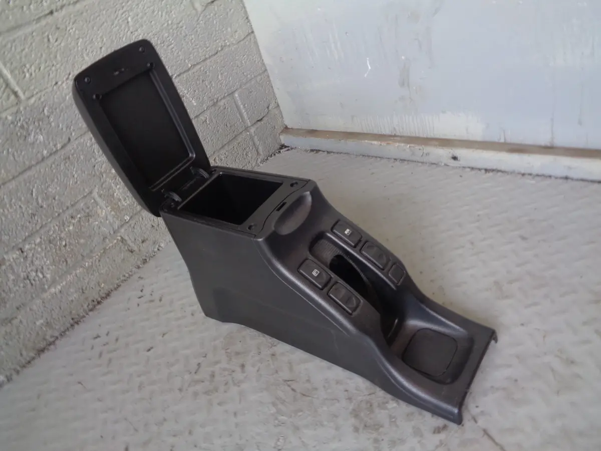 Freelander 1 Centre Console Arm Rest In Black Fhm100330 1998 To 2006 2