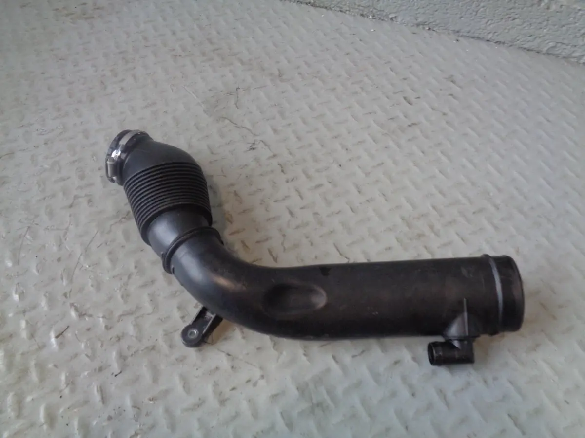 Range Rover Evoque Air Intake Pipe Ej32-9C620-Ca 2.2 Sd4 L538 2011 To 2018 1