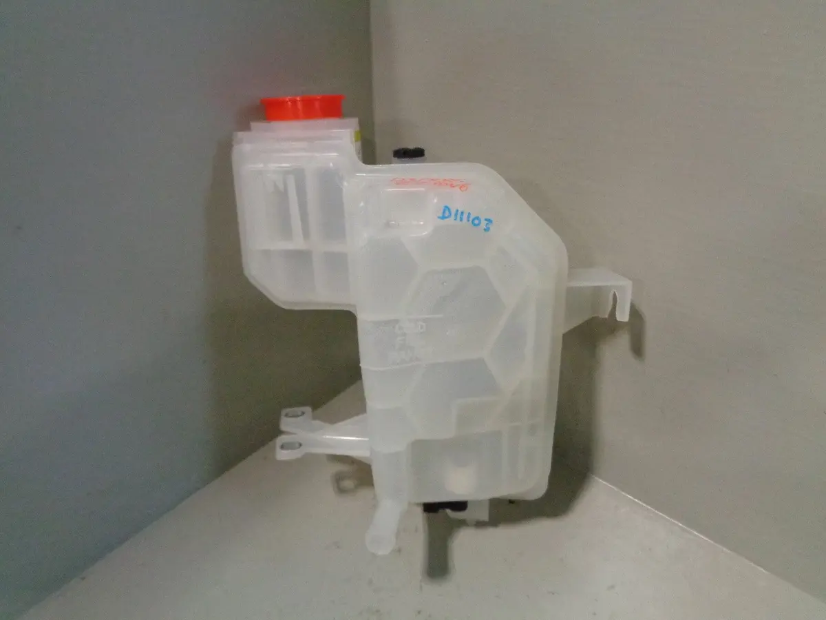 Range Rover L322 3.6 Tdv8 And 4.2 Supercharged Expansion Tank Aftermarket D11103 1