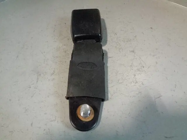 Freelander 1 Seat Belt Buckle Near Side Rear Land Rover 1998 To 2006 1
