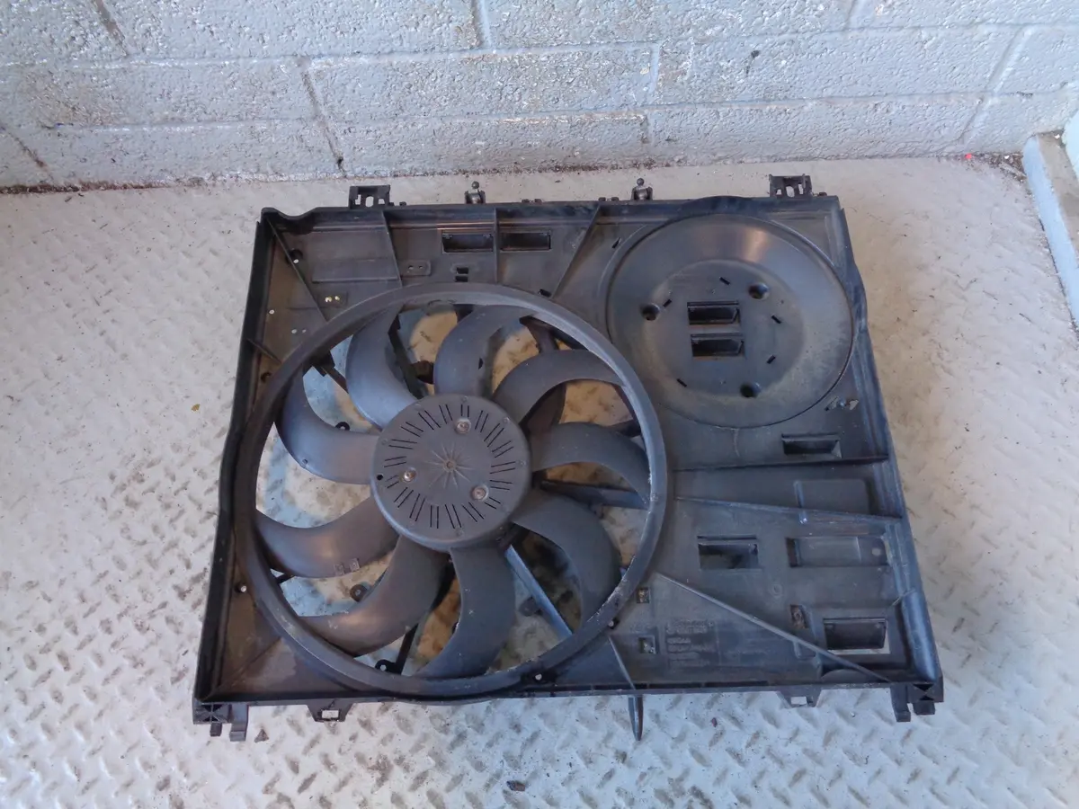 Range Rover L405 Fan Radiator Cooling 3.0 Tdv6 Cpla-8C607-Ae 2013 To 2017 1
