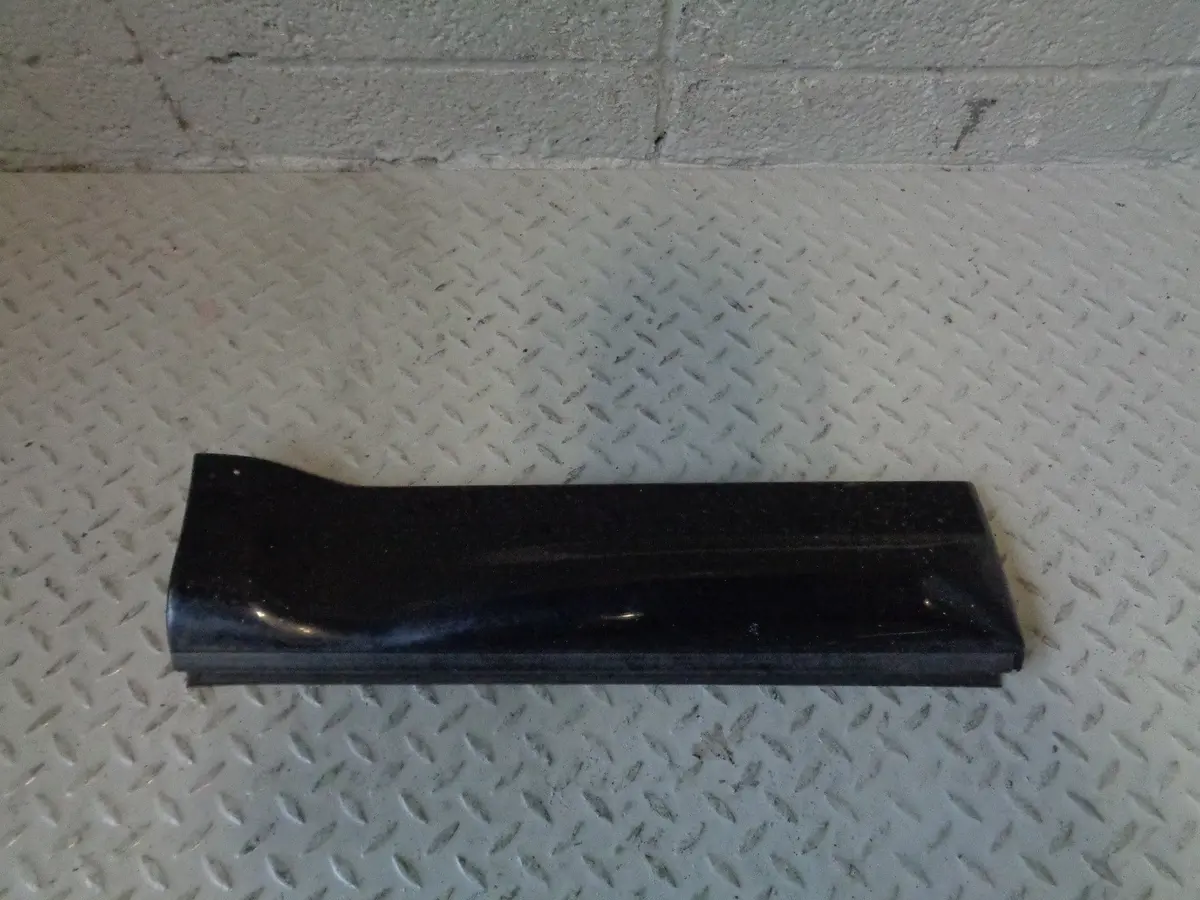 Range Rover Sport Door Moulding Trim Pod Off Side Rear Black L320 B14092 1