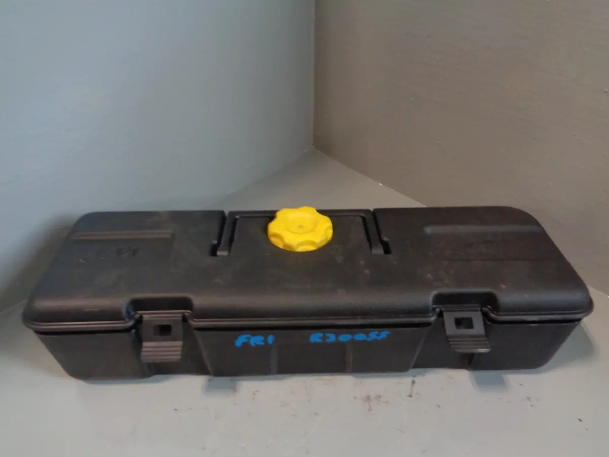 Freelander 1 Tool Kit Box Jack Wheel Brace Land Rover 1998 To 2006 R30055 1