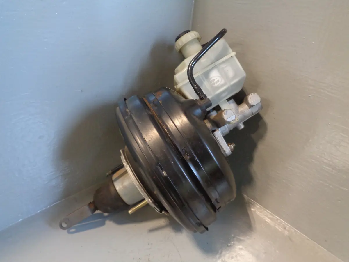 Discovery 3 Brake Servo Master Cylinder Manual Land Rover Sjg500042 2004 To 2009 1