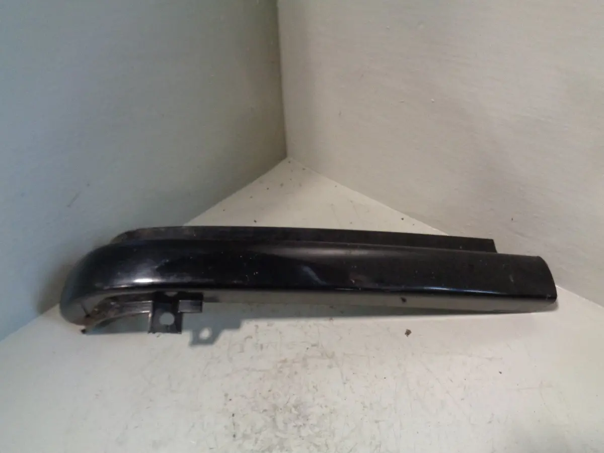 Discovery 2 Headlight Trim Near Side Java Black 697 Land Rover 1998 To 2002 1