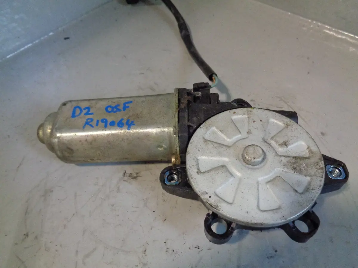 Discovery 2 Window Motor Off Side Front Right Land Rover 1998 To 2004 1