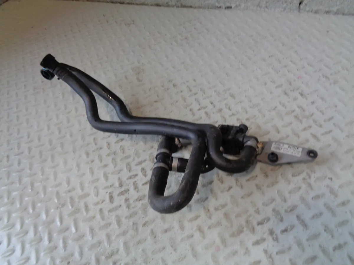 Range Rover L322 Water Heater Control Valve With Pipes 3.6 Tdv8 2006 To 2013 1