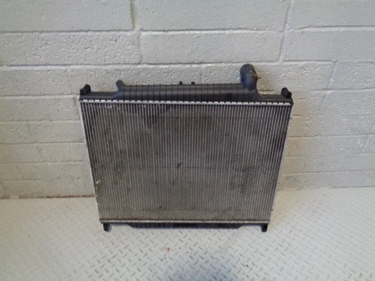 Range Rover Engine Cooling Radiator L322 3.6 Tdv8 Pcc500300 2006 To 2013 1