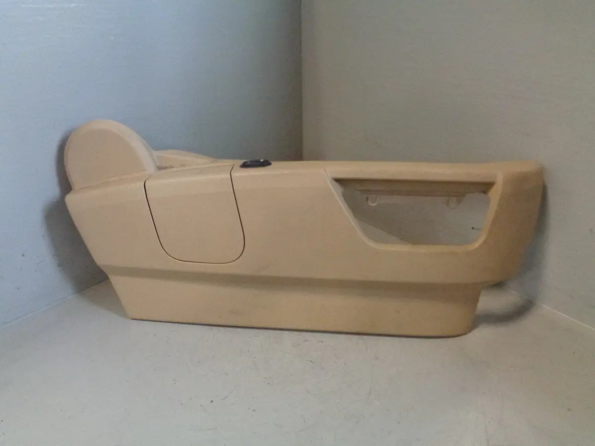 Range Rover Sport Off Side Front Seat Valance Trim In Alpaca L320 2005 To 2009 1