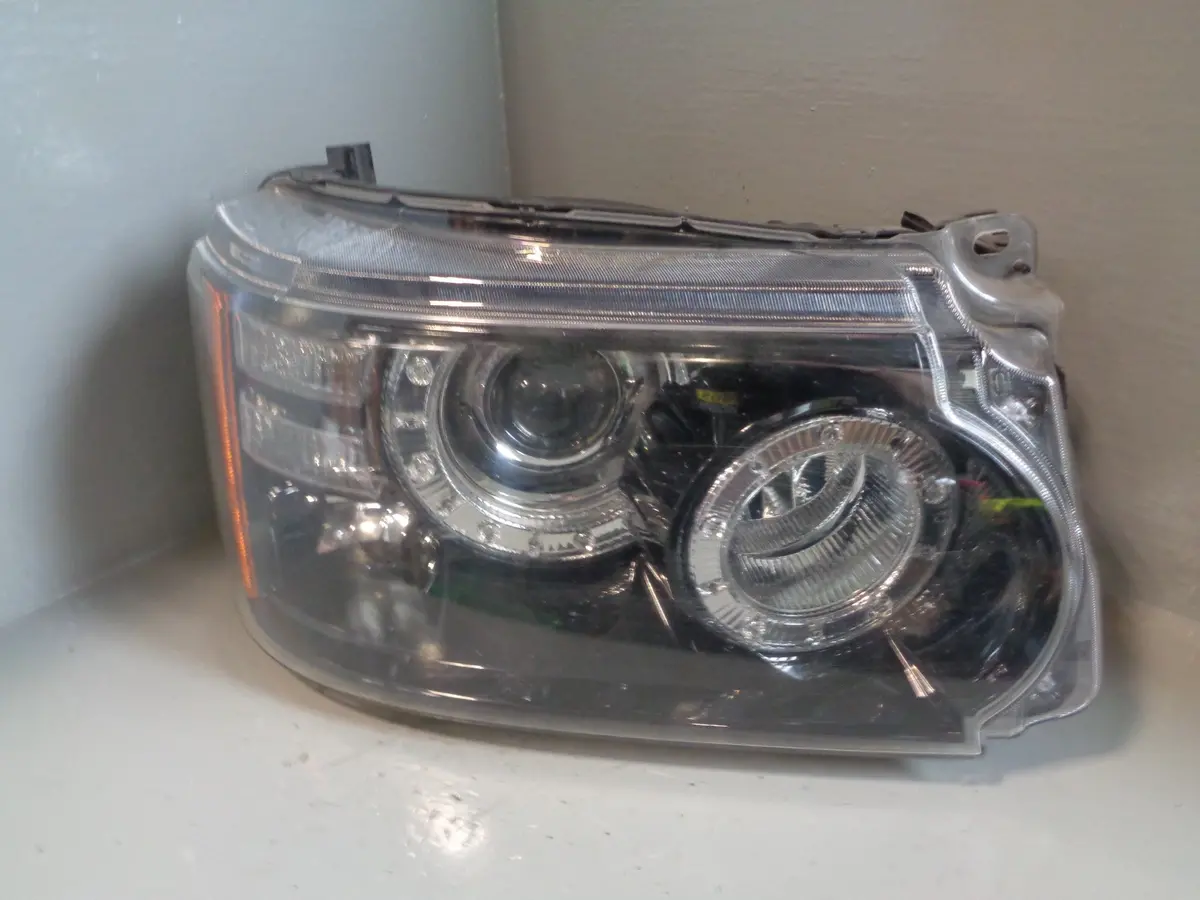 Range Rover Sport Headlight Off Side Front Xenon Led L320 Valeo L07055 1