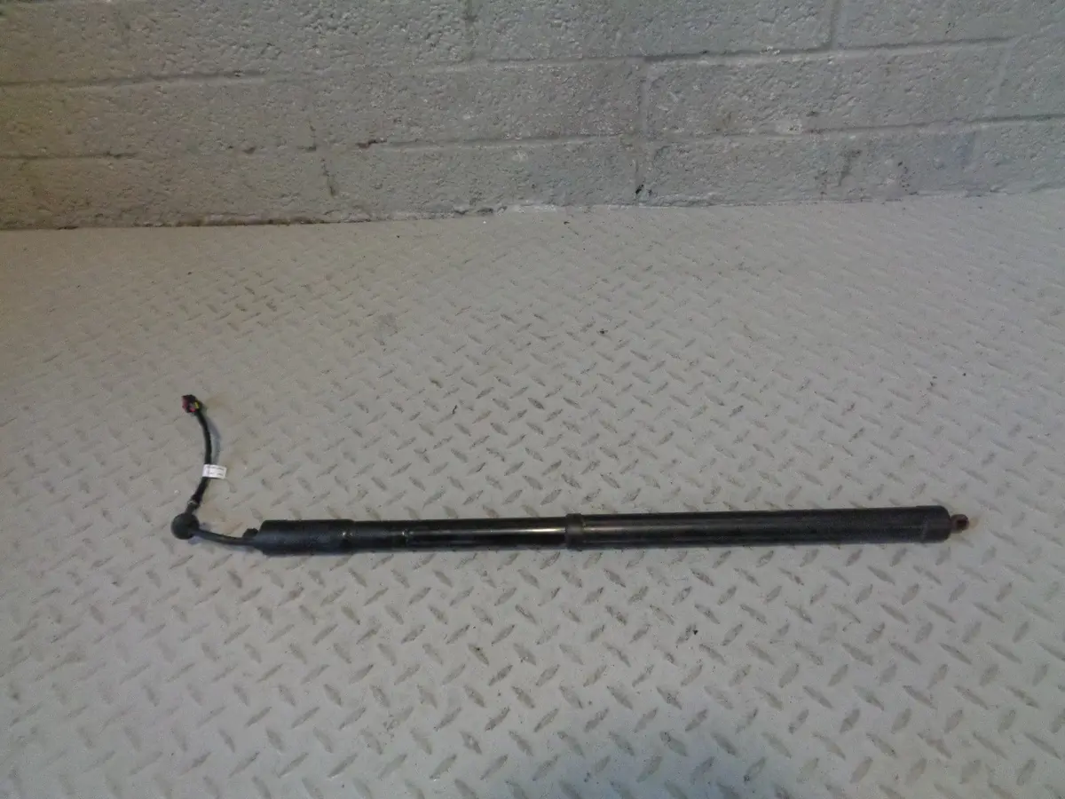 Range Rover Sport Electric Tailgate Lift Strut Left L320 Ch32 70354 Ab Lr051443 1