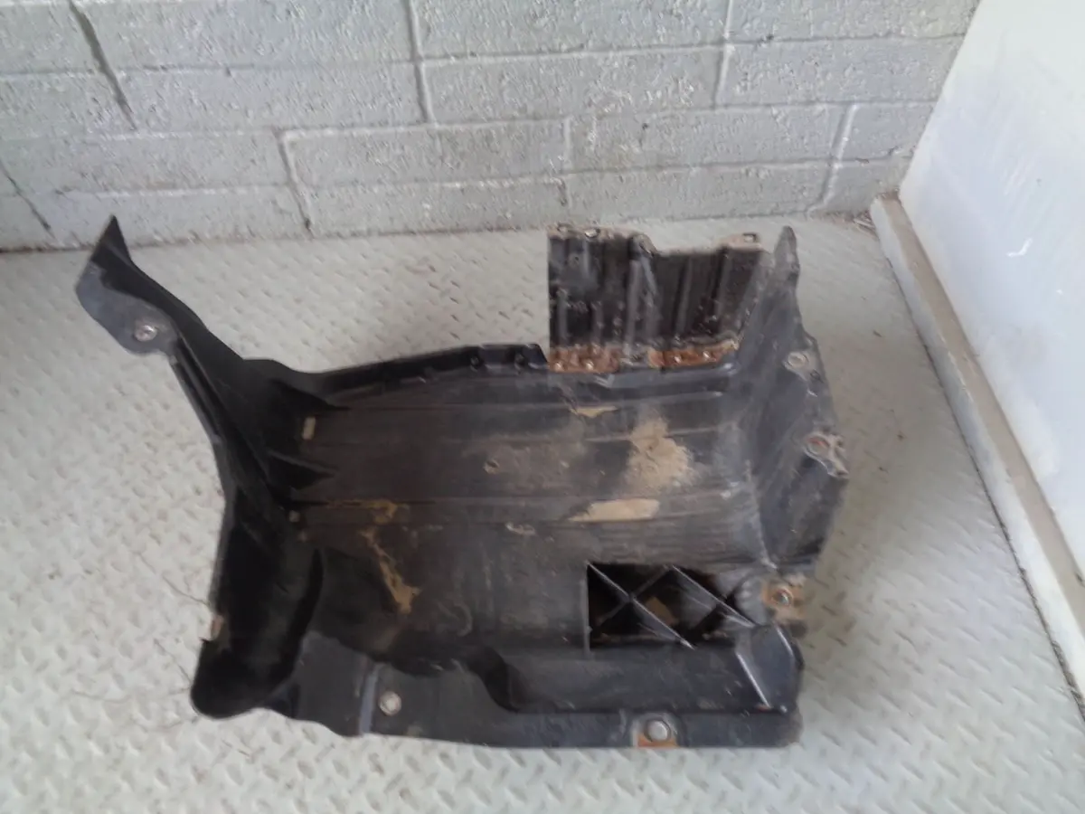 Range Rover L322 Guard Fuel Tank Under Tray Off Side Wfz000024 2006 To 2013 1