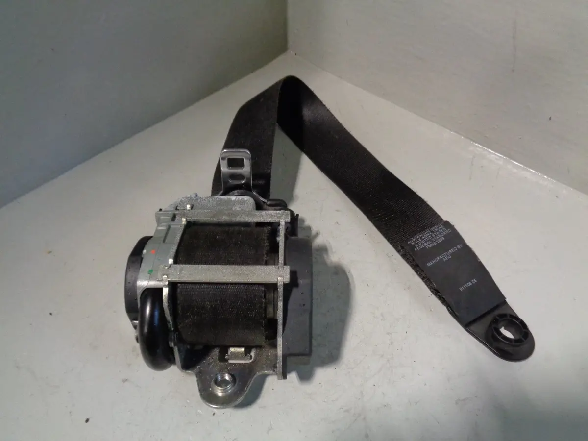 Freelander 2 Seat Belt In Black Off Side Front Land Rover 2006 To 2011 Type 2 1