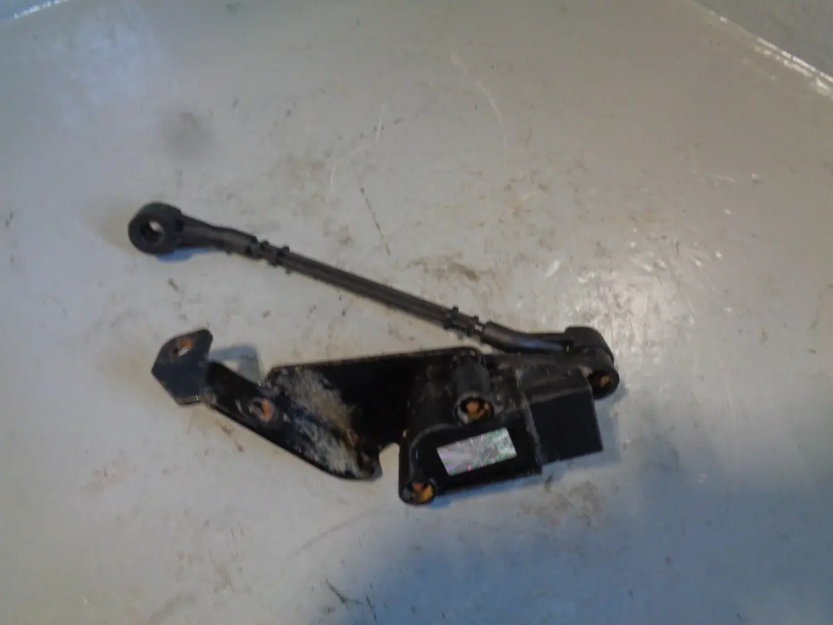 Range Rover L322 Ride Height Sensor Near Side Rear Left Tlr020627 2002 To 2006 1