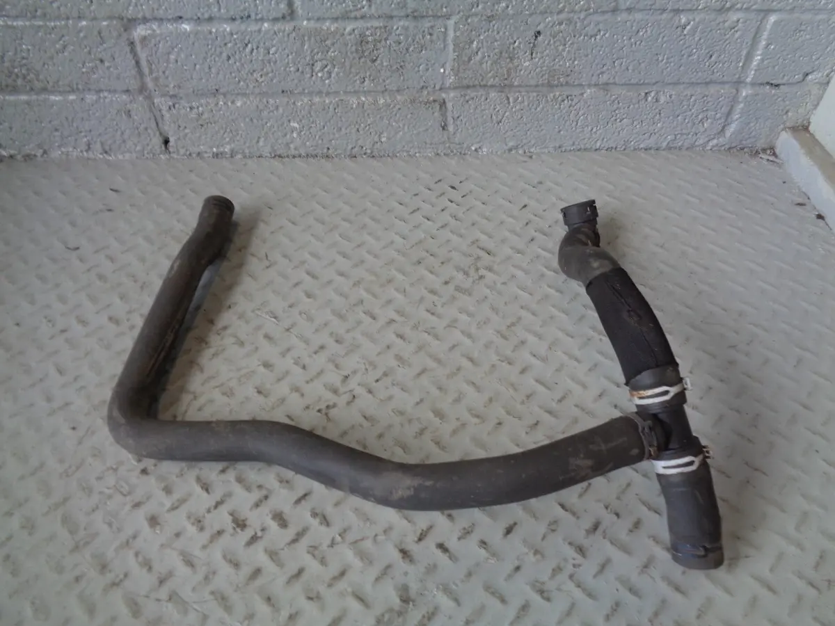 Range Rover Sport Top Radiator Hose L320 2.7 Tdv6 2005 To 2009 1