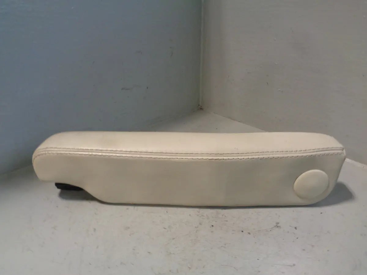 Range Rover Sport Armrest Ivory Leather Off Side Front Drivers L320 L07025 1