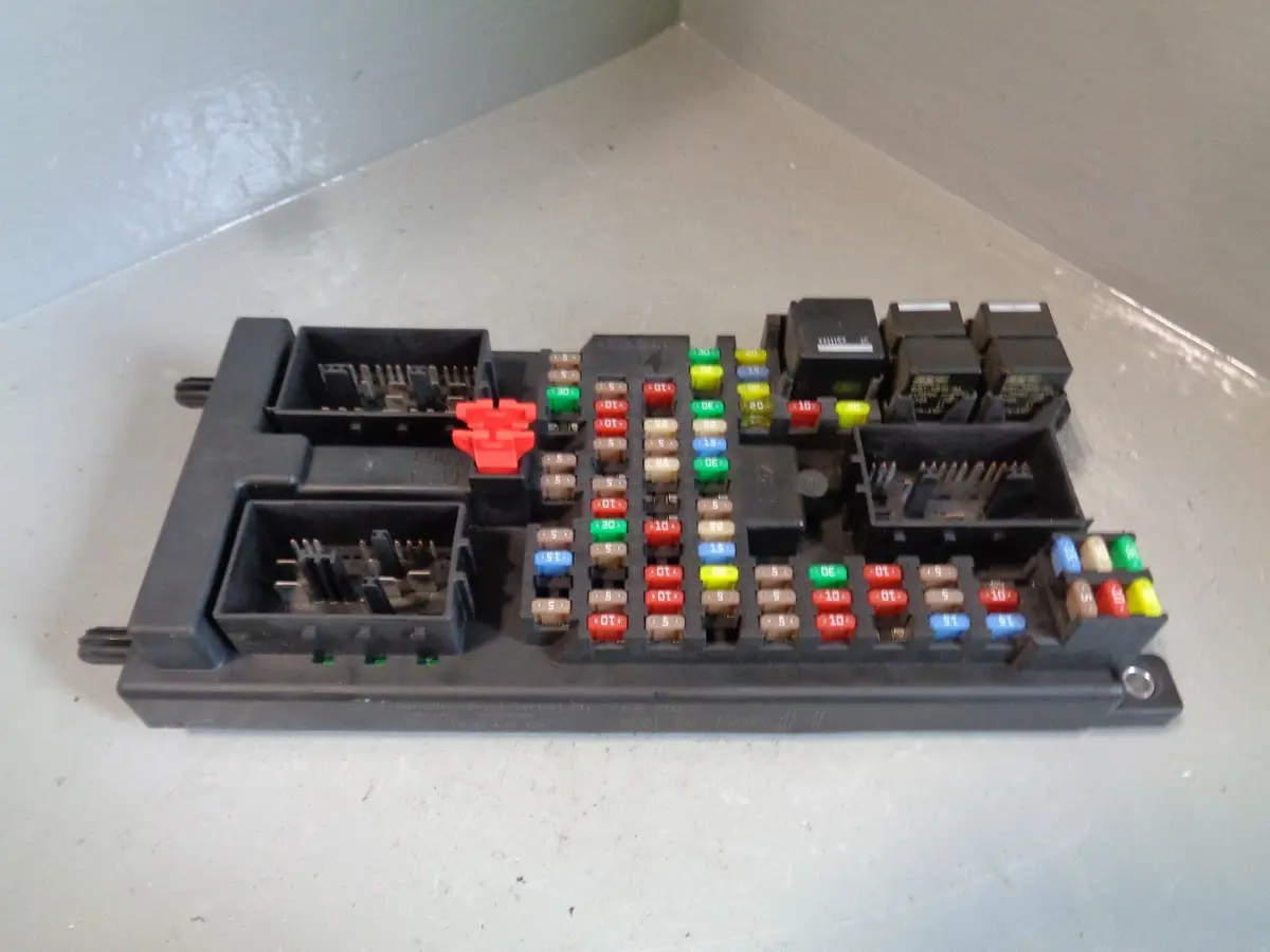 Range Rover Sport Fuse Box Body Control Module 3.0 Tdv6 Ah22-14F041-Bh L320 1