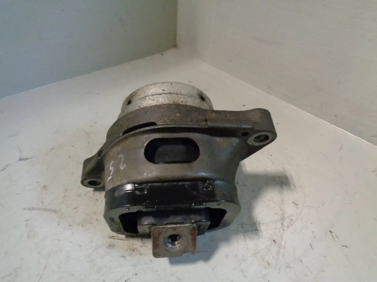Range Rover L322 Engine Mount Bracket Kkb500730 3.6 Tdv8 2005 To 2013 1