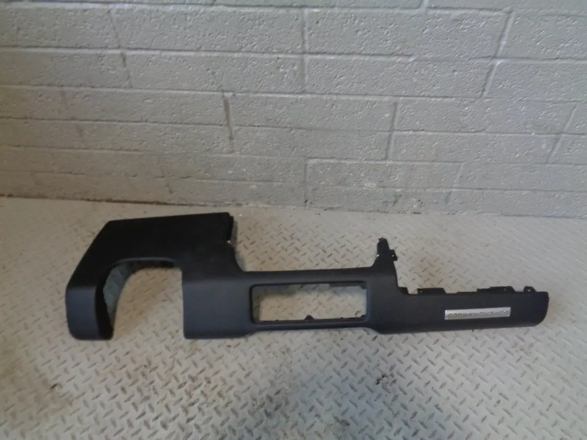 Range Rover L322 Dash Panel Lower Trim Surround In Black 2002 To 2006 R22113 1