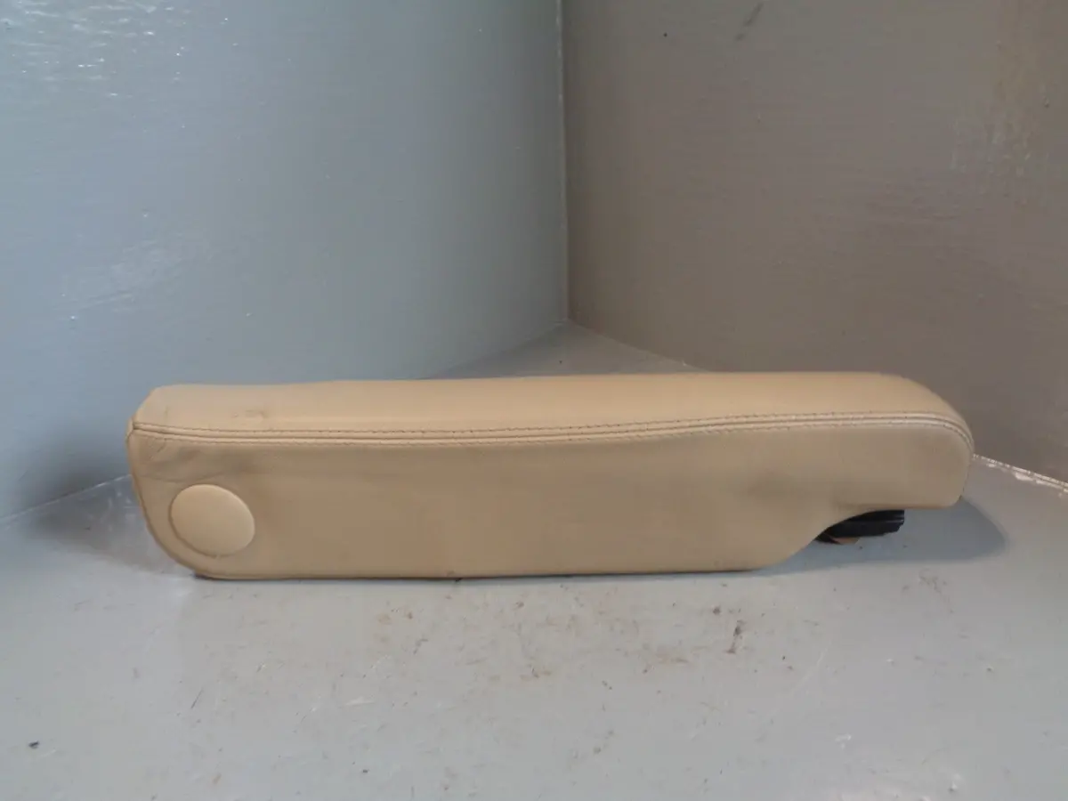 Discovery 3 Armrest Near Side Passengers Alpaca Land Rover 2004 To 2009 K03065 1