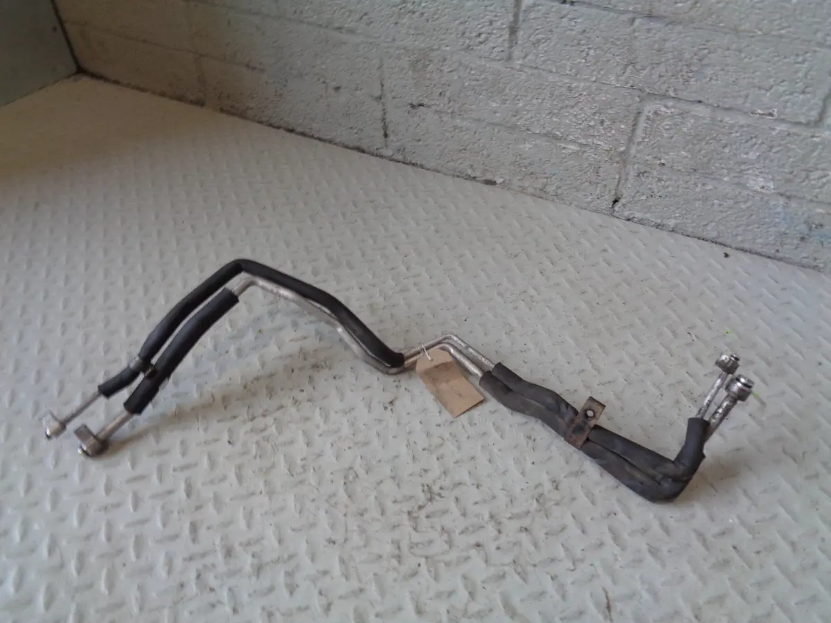 Discovery 3 Air Conditioning Pipes Compressor To Condenser 2.7 Tdv6 Land Rover 1