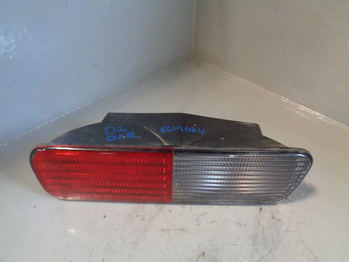 Discovery 2 Lower Light Off Side Rear Indicator Land Rover Facelift 2002 To 2004 1
