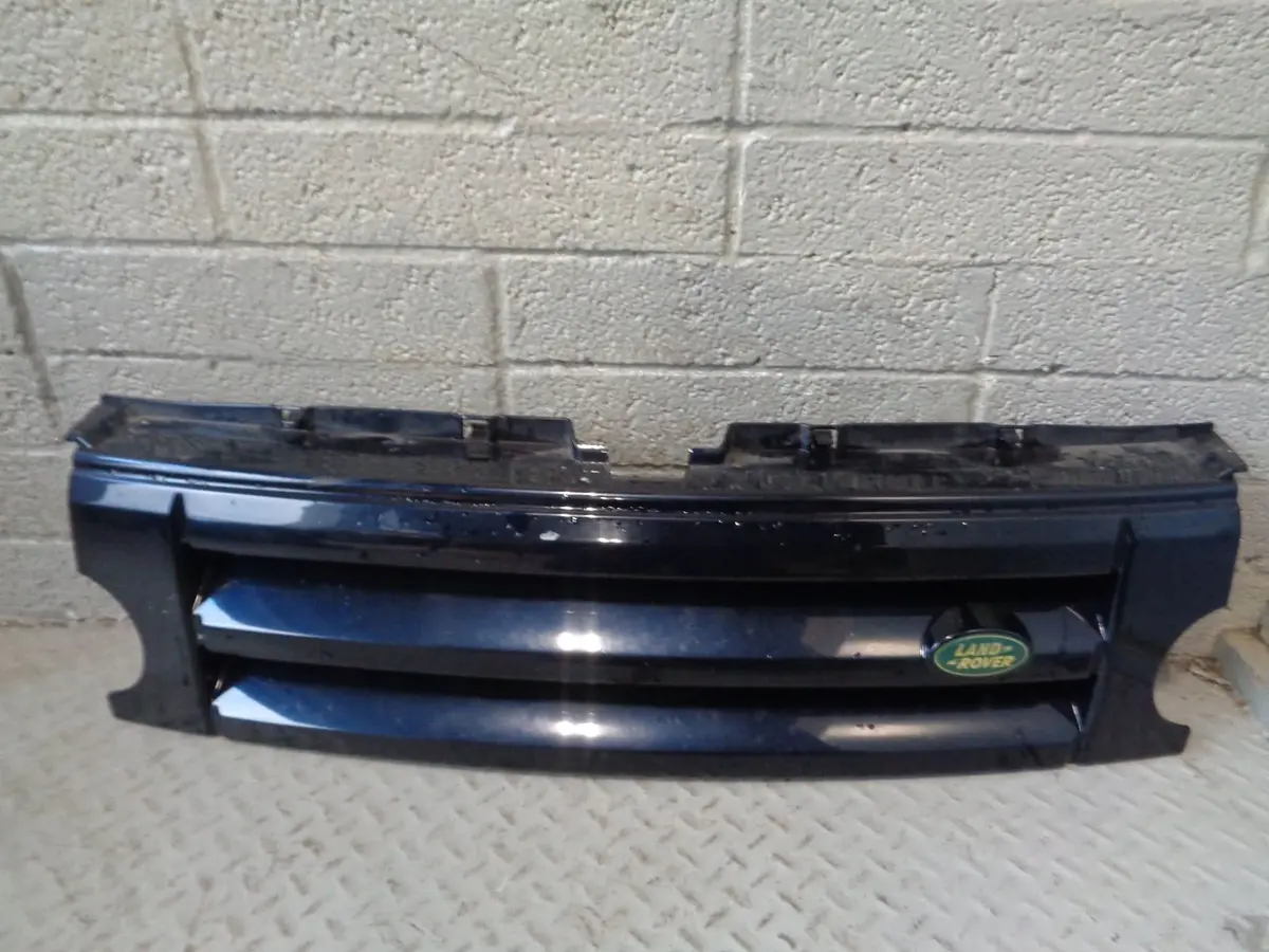 Discovery 3 Grille Front Buckingham Blue Land Rover 2004 To 2009 K25114 1