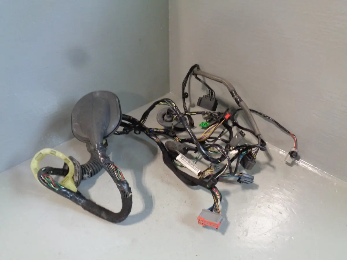 Range Rover Sport Door Wiring Loom Near Side Front Bh32-14630-Ada 2009 To 2013 1