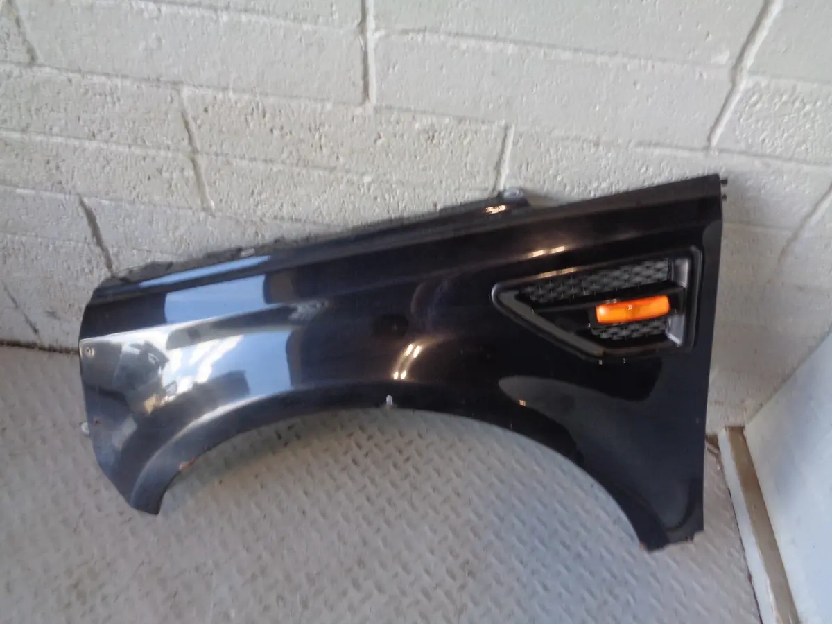 Freelander 2 Front Wing Near Side Santorini Black Land Rover 2006 To 2011 R25035 1