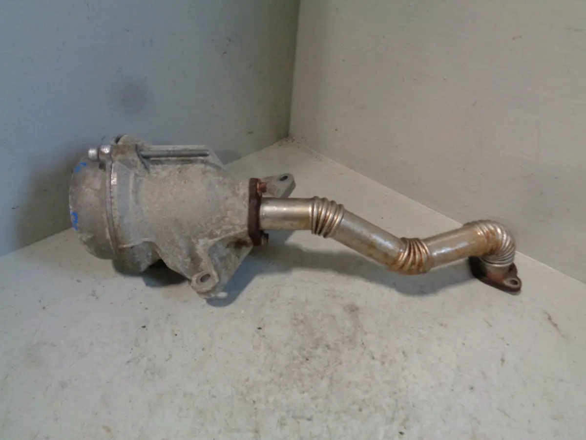 Discovery 2 Td5 Rotary Oil Filter Housing And Pipe Swirl Pot Land Rover R19034 1