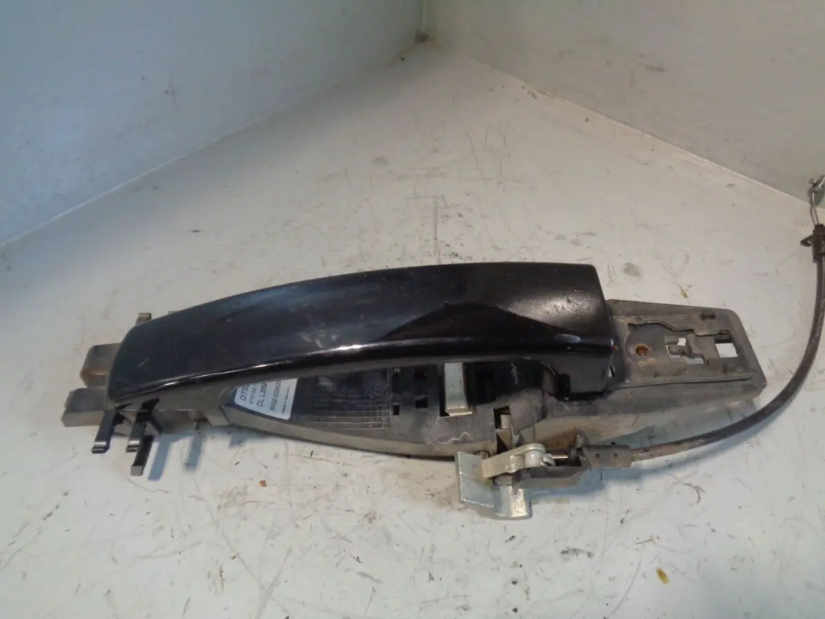 Freelander 2 Door Handle External Off Side Front Land Rover 2006 To 2011 L25094 1