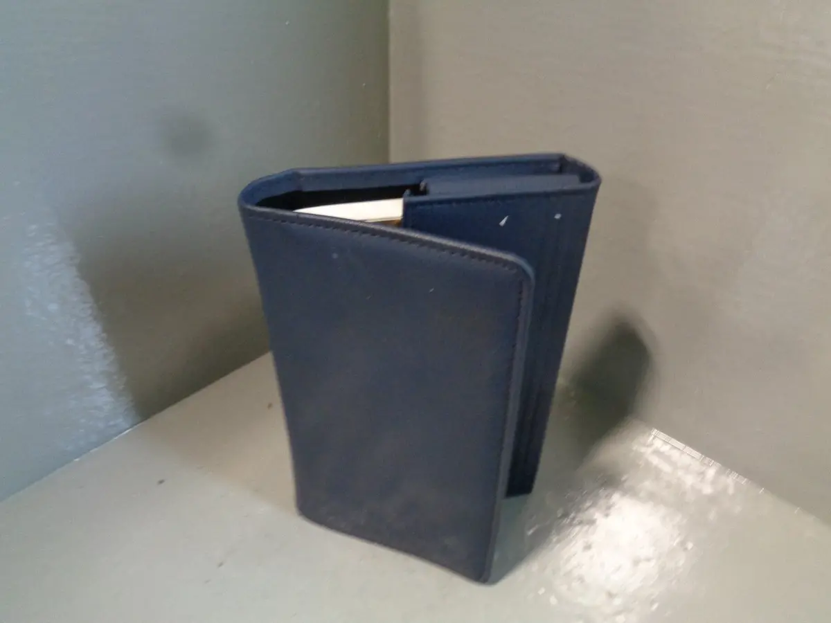 Discovery 3 Handbook User Manual In Wallet Land Rover 2004 To 2009 K23054 2