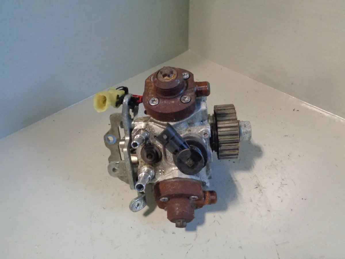 Injection Pump 3.0 Sdv6 Discovery Or Range Rover Sport High Pressure Ah2q9b395ad 1