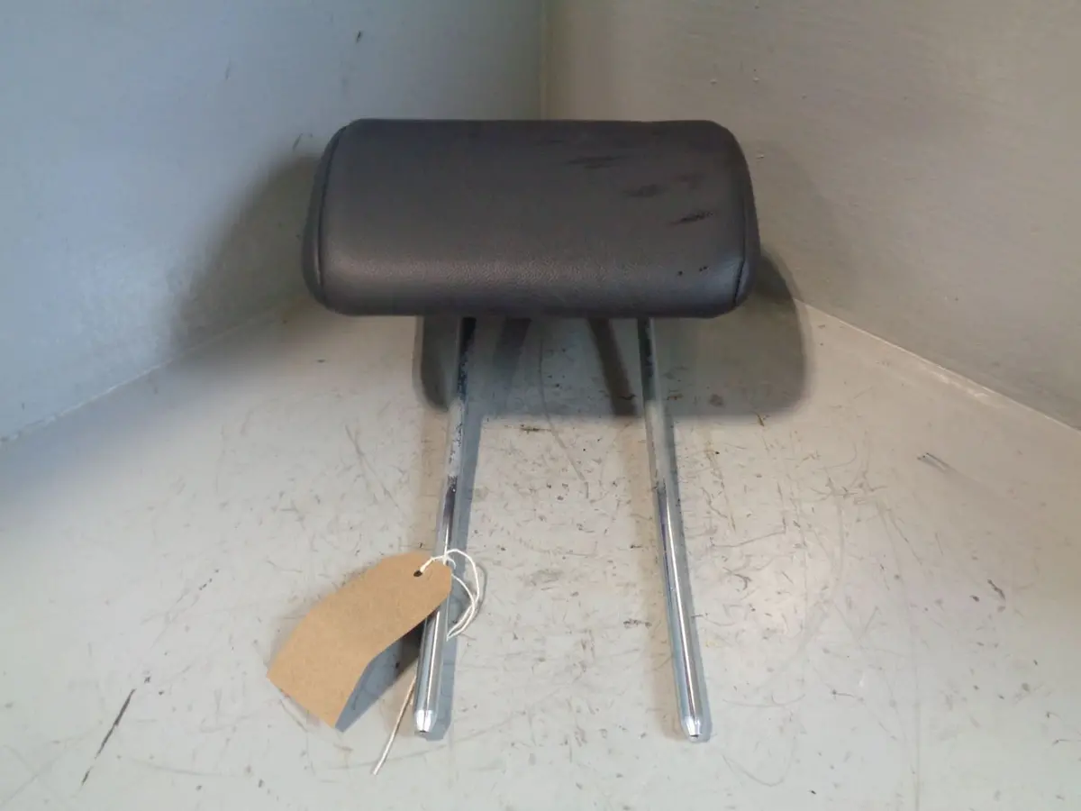 Freelander 2 Headrest Rear Off Side In Black Leather Land Rover 2005 To 2011 1
