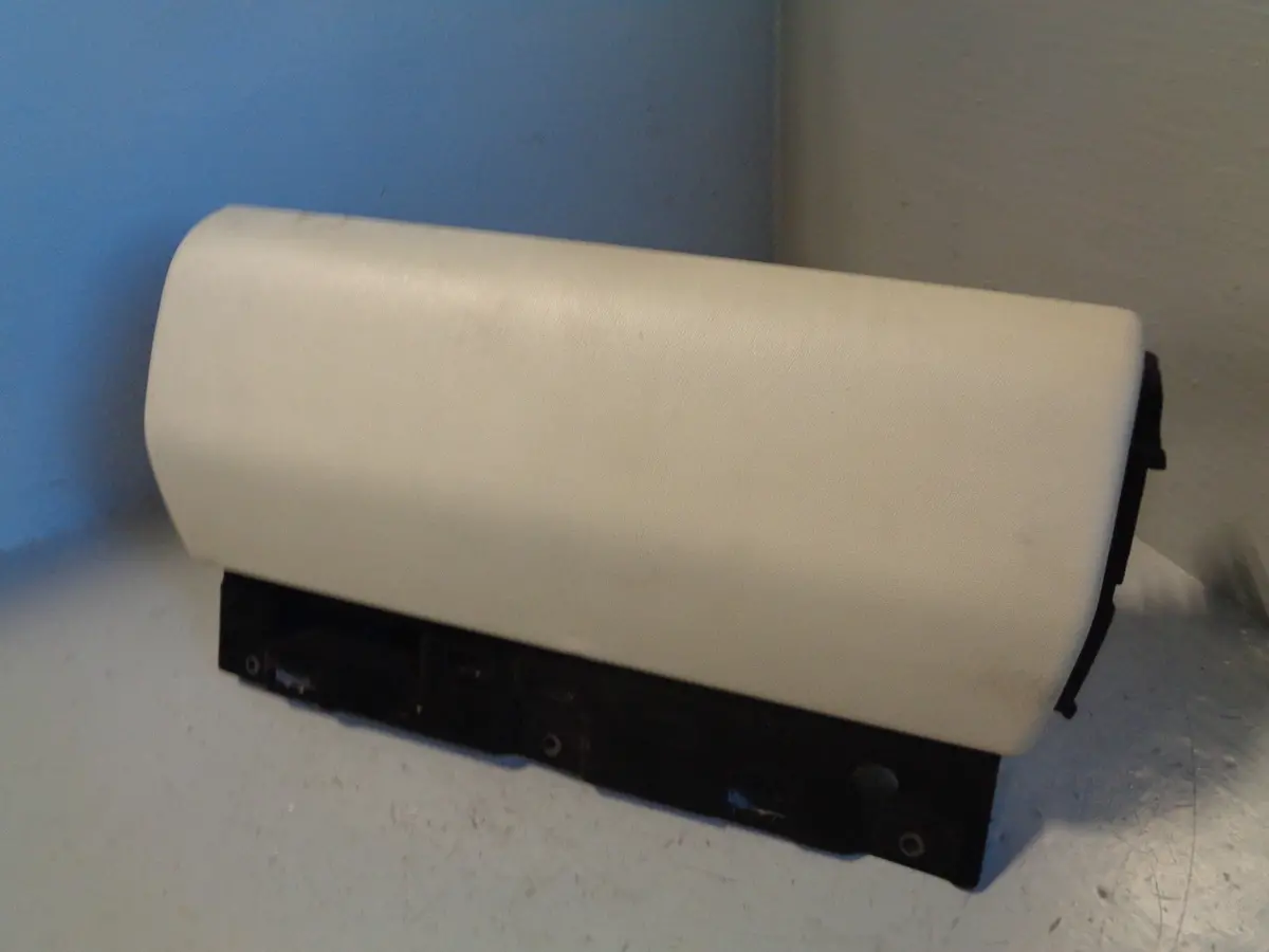 Range Rover L322 Glove Box Unit Upper In Parchment Facelift 2006 To 2009 1