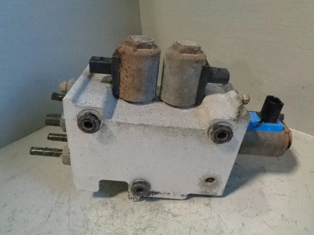 Discovery 2 Ace Anti Roll Valve Block Rvh500032 Td5 V8 Land Rover 1998 To 2004 1