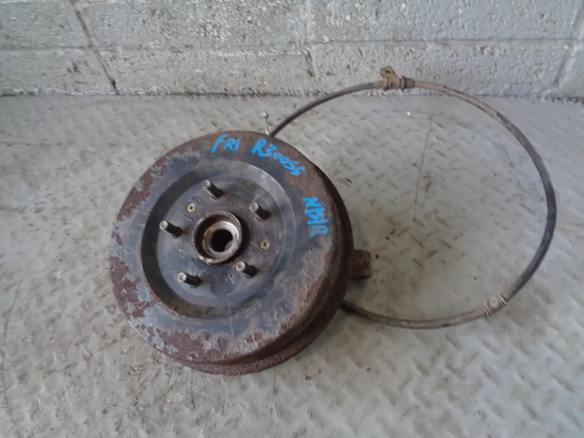 Freelander 1 Rear Hub Near Side Assembly Drum Shield 1998 To 2006 R30055 1