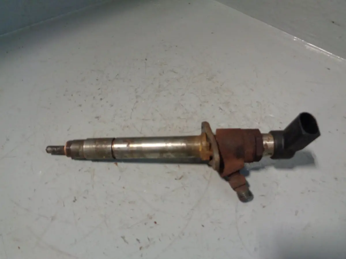 Fuel Injector 5U3q-9K546-Aa Discovery 3 Range Rover Sport 2.7 Tdv6 Diesel Euro 4 1