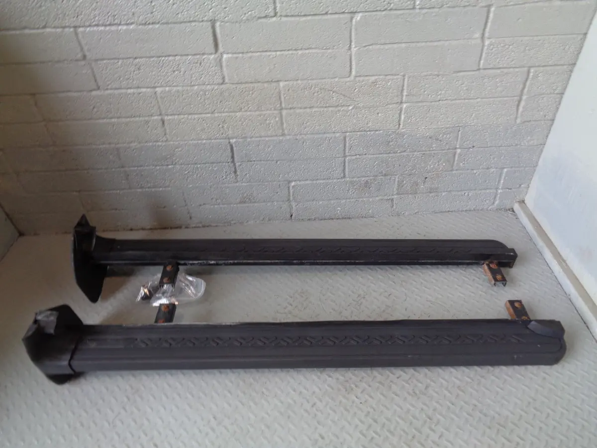 Discovery 2 Side Steps Pair Of Black Land Rover L318 1998 To 2004 R19064 1