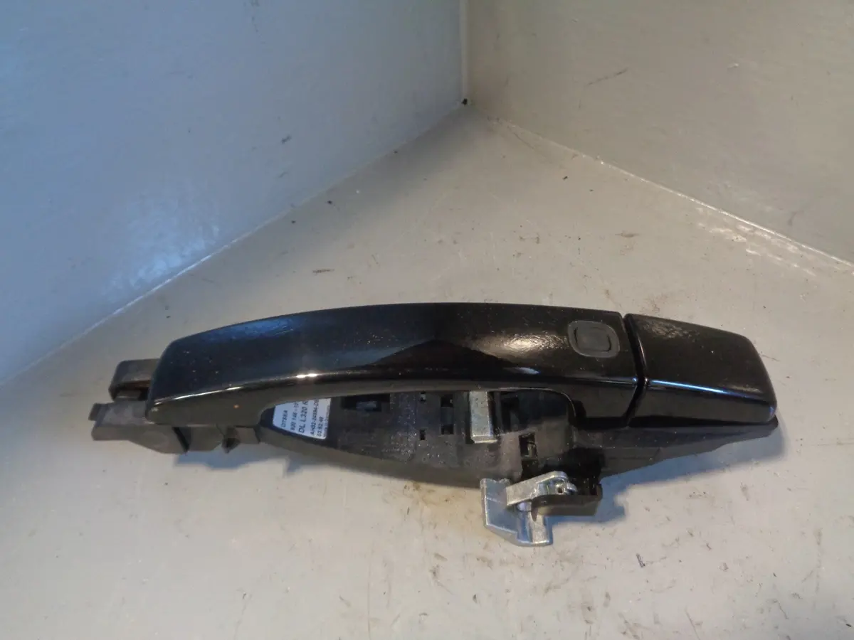 Range Rover Sport Door Handle Off Side Rear External Black Keyless 2009 To 2013 1