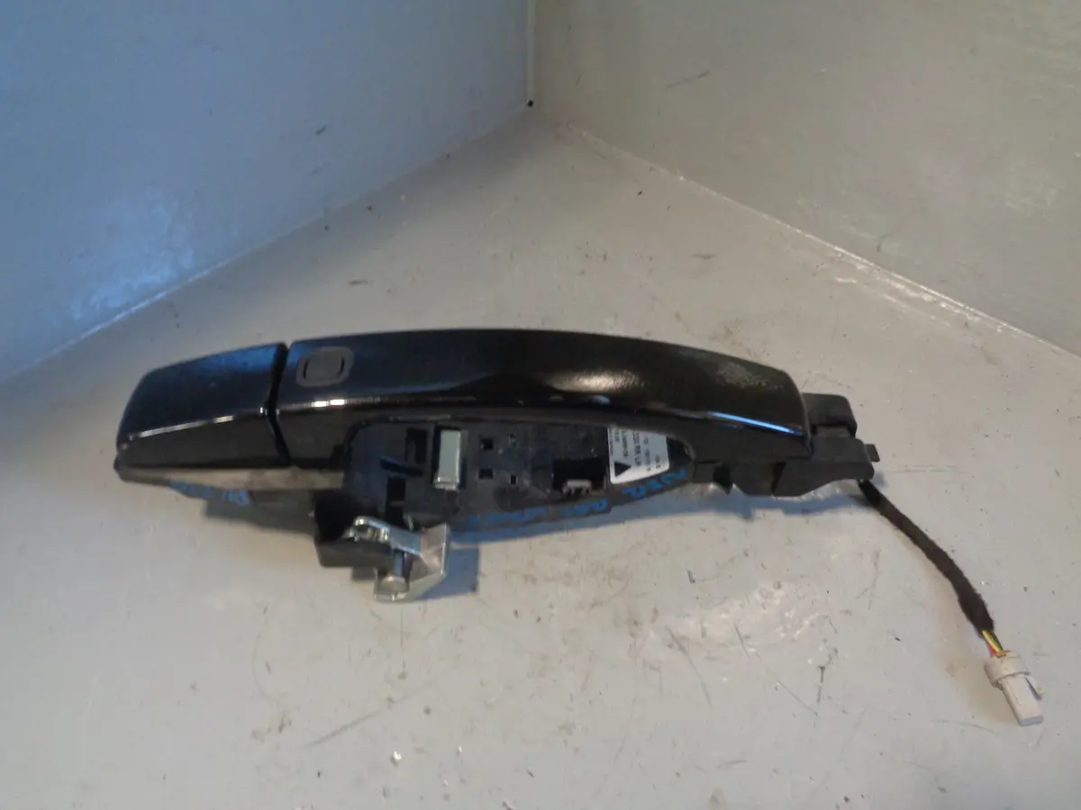 Range Rover Sport Door Handle Near Side Rear External Black Keyless 2009 To 2013 1