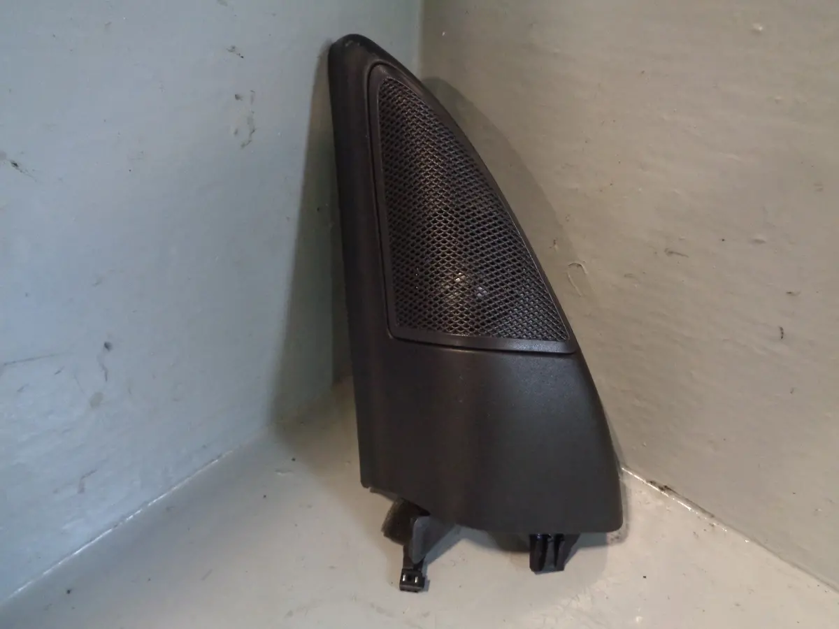 Discovery 4 Interior Door Trim Tweeter Speaker Front Near Side Land Rover 1