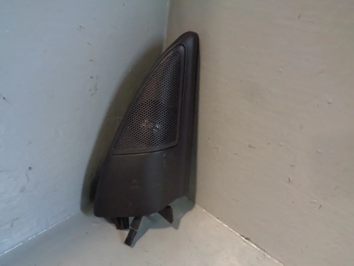 Discovery 4 Interior Door Trim Tweeter Speaker Front Off Side Land Rover 1