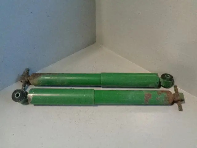 Discovery 2 Front Shock Absorbers Lip 4X4 Pair Front Land Rover 1998 To 2004 1