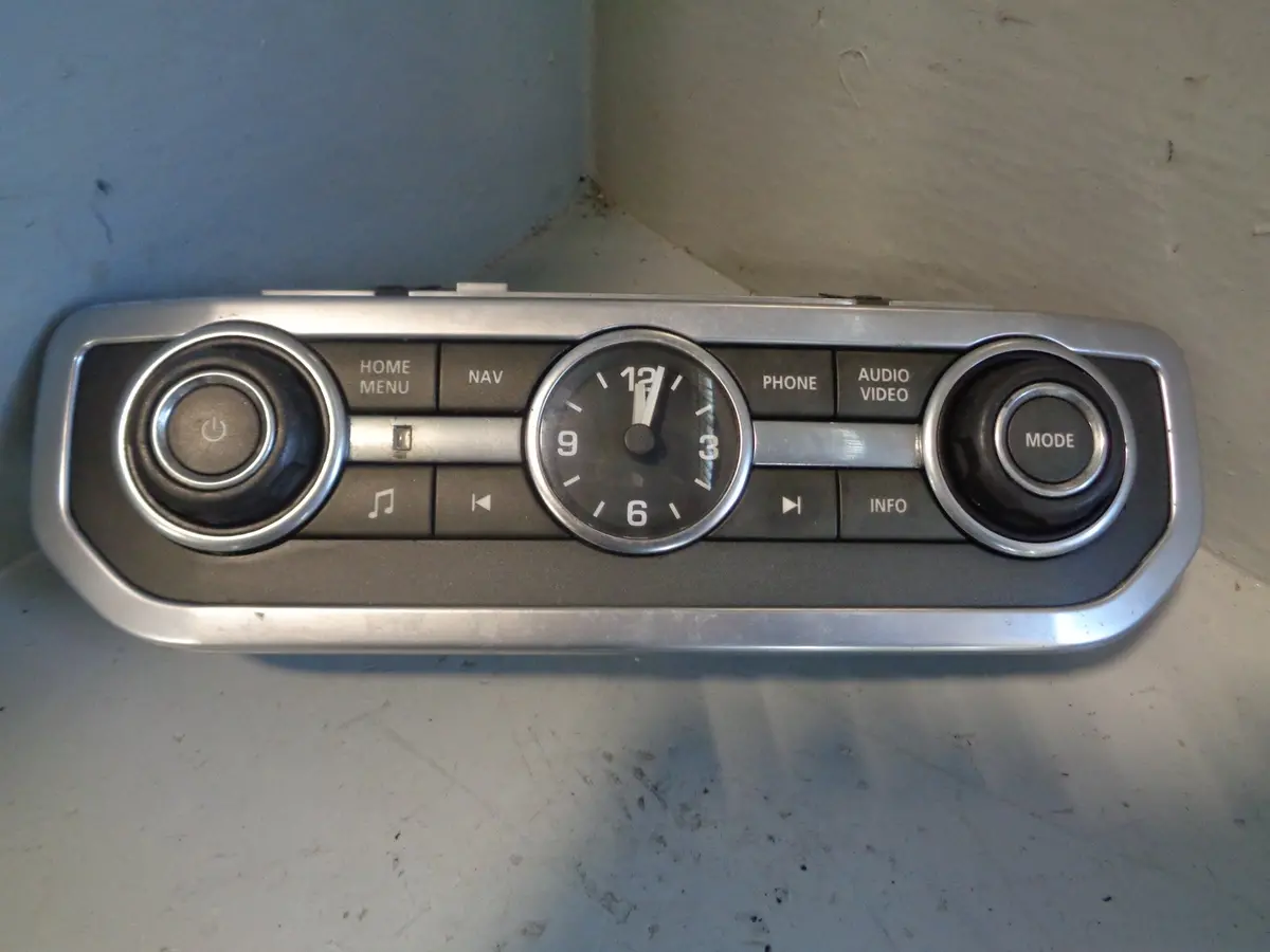 Discovery 4 Radio Stereo Control Panel And Clock Ah22-18C858-Be Land Rover 1