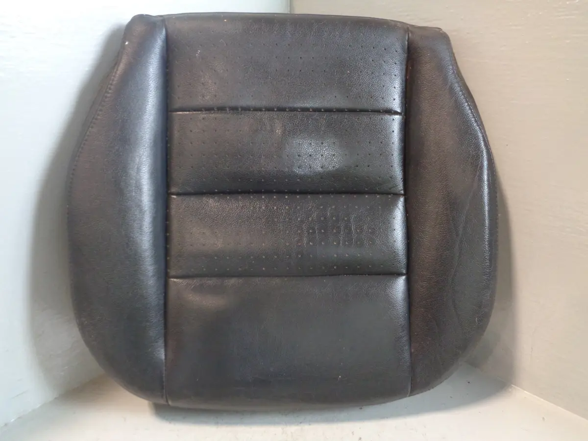 Discovery 3 Seat Padded Base Near Side Front Black Leather Land Rover K16025 1