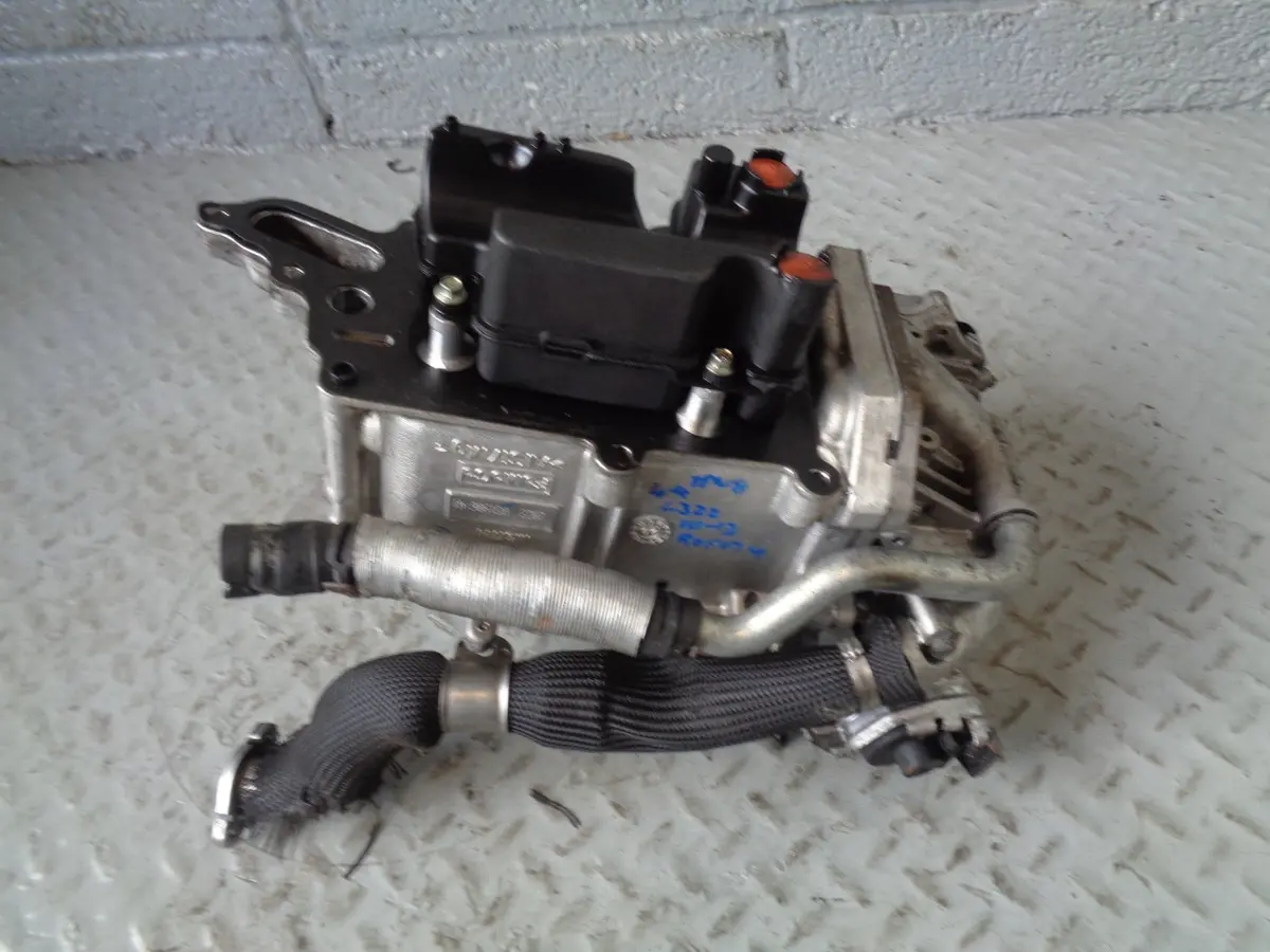 Range Rover L322 Egr Valve And Cooler Housing 4.4 Tdv8 Al3q-9U483-Ed 1