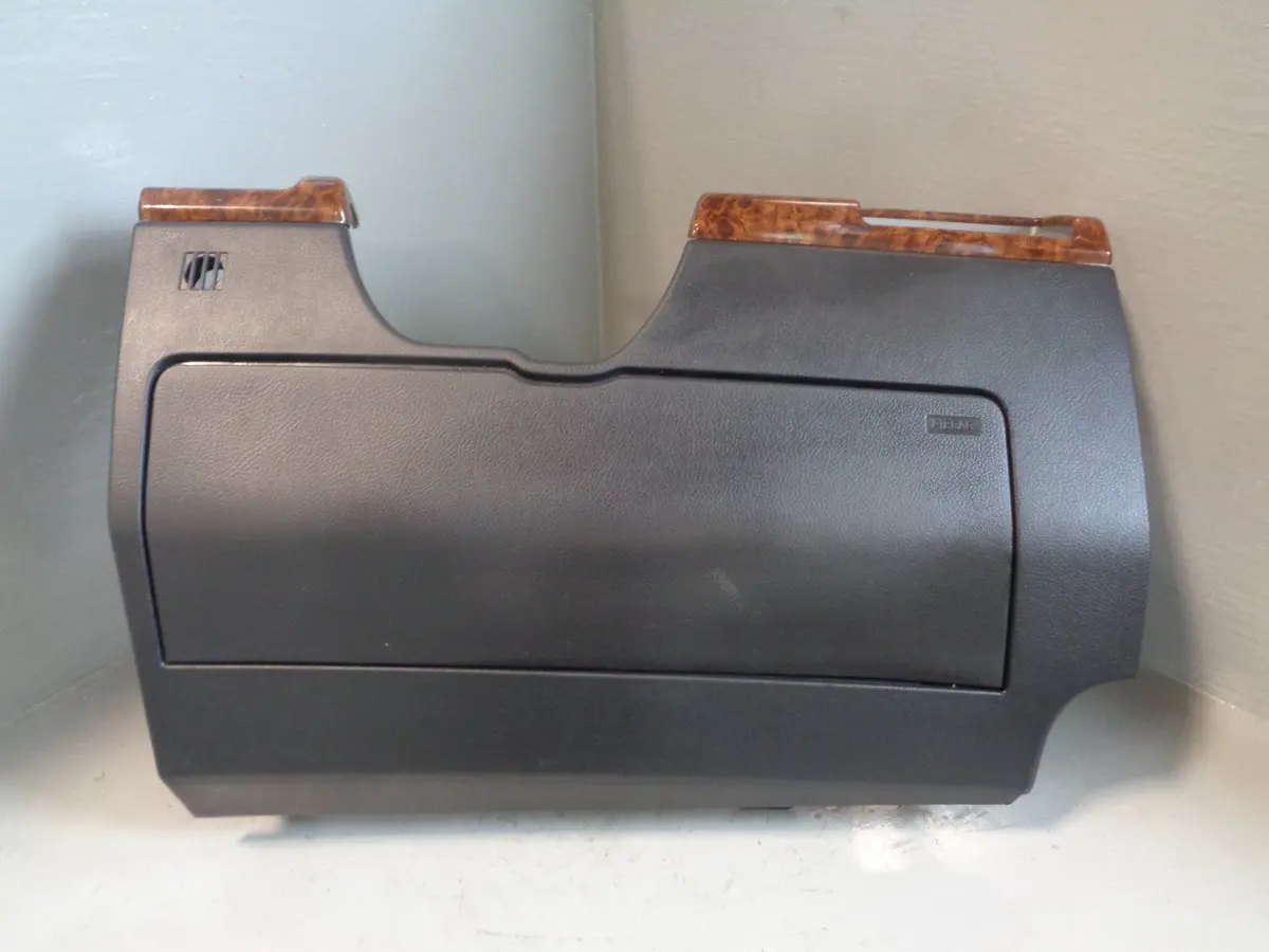 Freelander 2 Knee Airbag Lower Dash Panel Black Wood Land Rover 2006 To 2011 1
