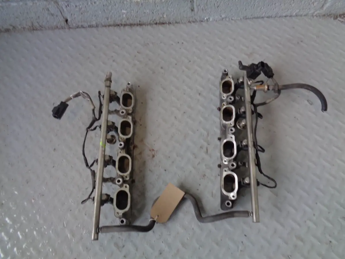 Range Rover L322 Fuel Injector Rails And Injectors Petrol 4.2 V8 Supercharged 1