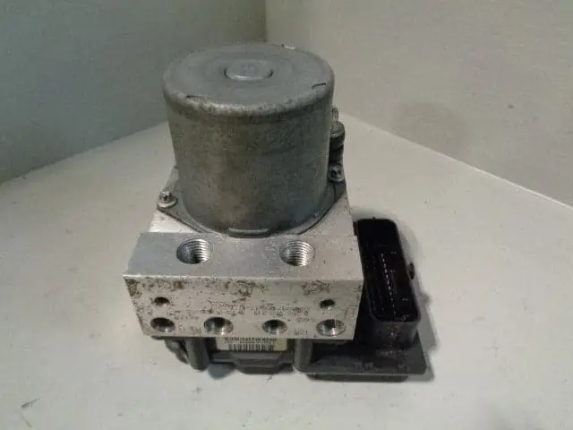 Jaguar Xf Abs Pump Modulator Brake 3.0 Tdv6 9X2q-2C405-Cc X250 2007 To 2012 1